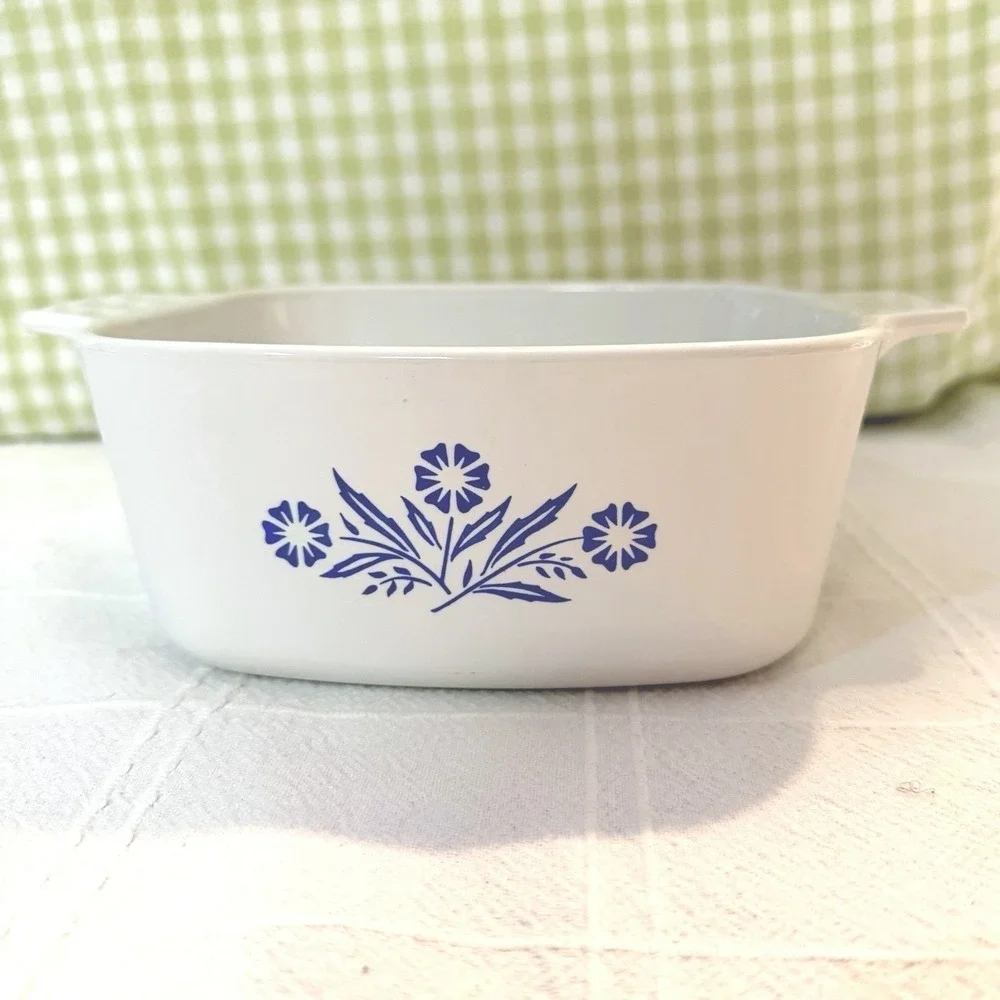 Vintage A-1 1/2-B Corning Ware Blue Cornflower 1.5 Liter casserole Dish no Lid